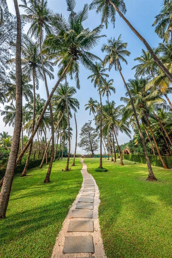 Saffronstays Thalassea, Alibaug - Picturesque Sea-Facing Villa With Colonial Decor 阿里巴格 外观 照片