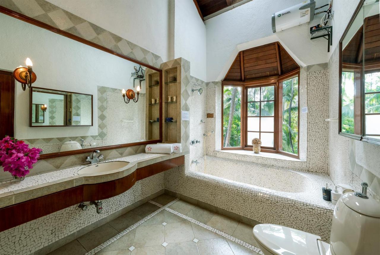 Saffronstays Thalassea, Alibaug - Picturesque Sea-Facing Villa With Colonial Decor 阿里巴格 外观 照片